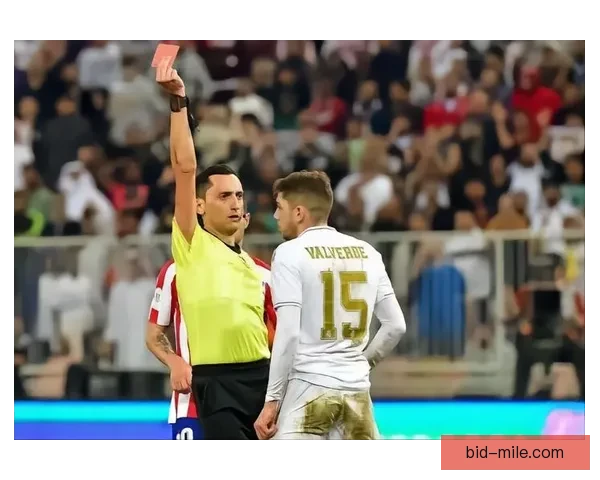 巴尔韦德被巴塞罗那解雇引发球队重建与未来走向讨论